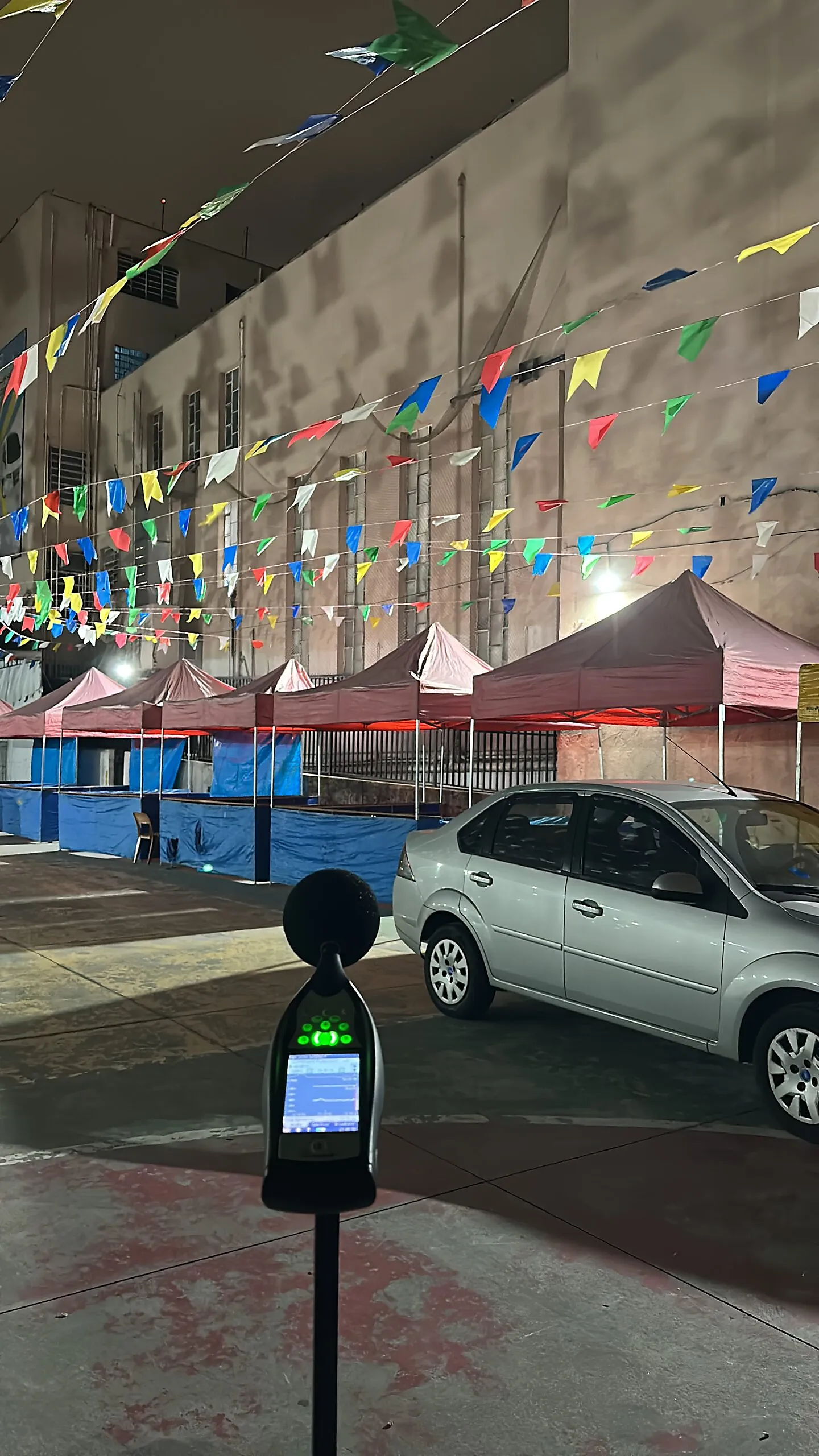 Medição acústica de igreja para laudo da NBR 10151.